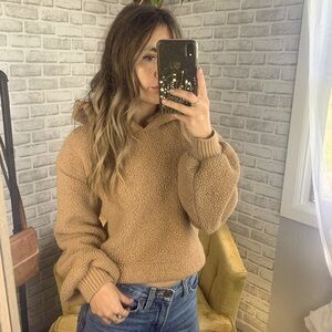 Abercrombie & Fitch // teddy bear oversized hoodie sweater